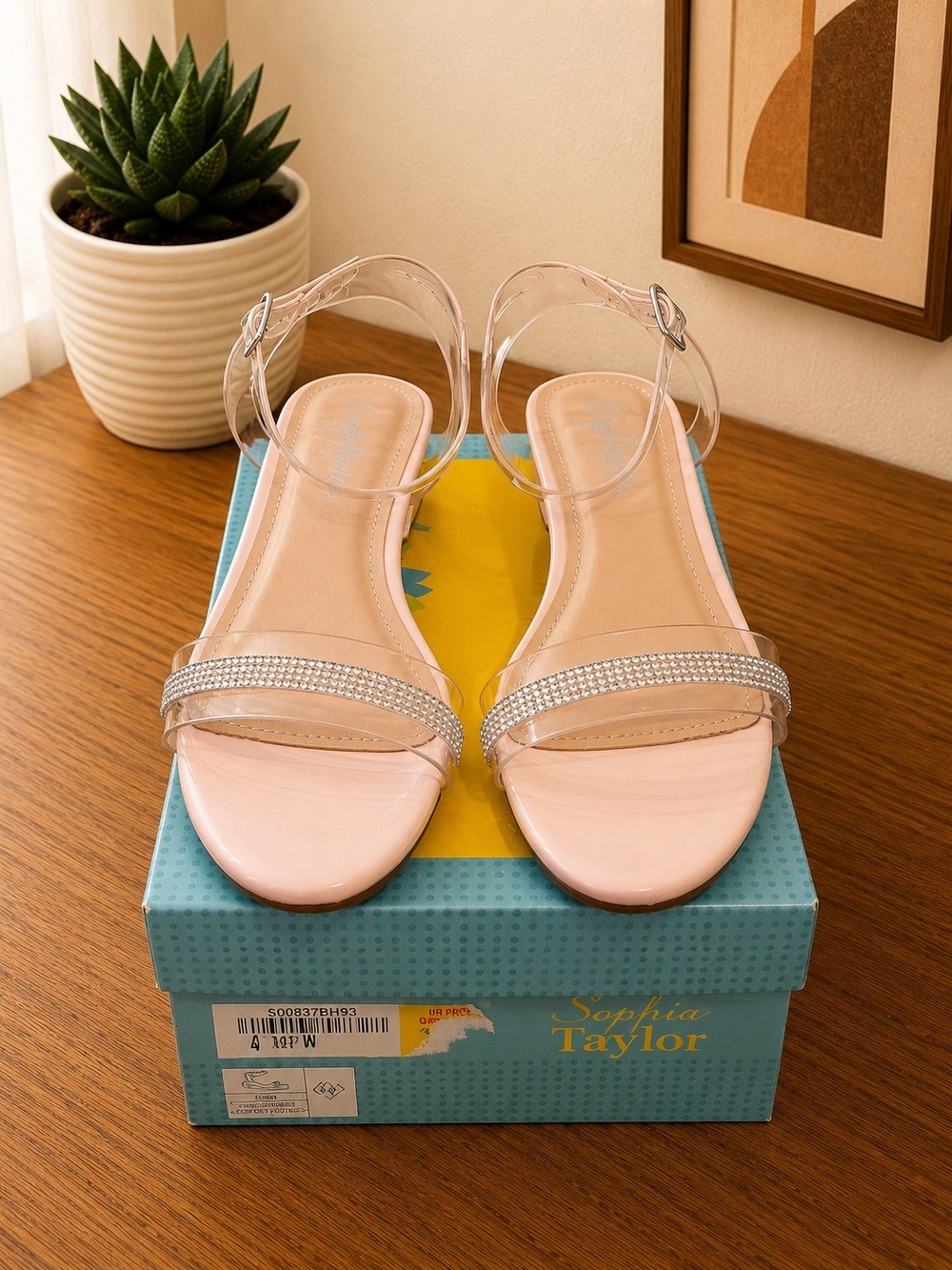 Sophia Taylor Kids Clear Strap Pink Heels Sandals Size 4 in Kids
